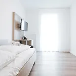 Aparthotel KostBar